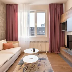 Stylish 1bdr Apartamento Sofía